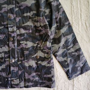 ARMY COLOUR HOODED JACKET