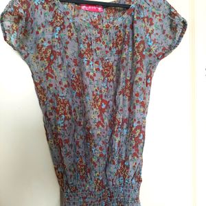 Women's top grey with flowers pattern