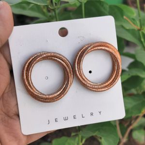 Round Earrings