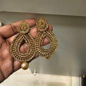 Gold Earrings With Bead