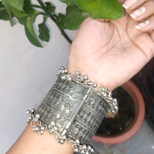 Bangles ( Happy Navratri)