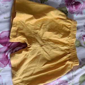 Printed Doll Yellow Shorts