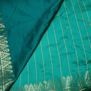 Beautiful Dark Green Saree With Thin Border