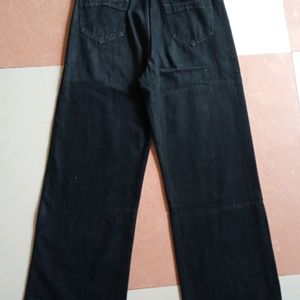 Black Straight Fit Jeans