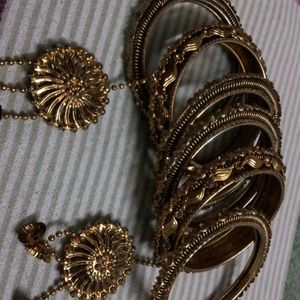 Golden Bangles Set