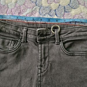 Boy's Pants 9-10y