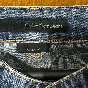 CALVIN KLIEN DENIM SHORTS SIZE 32