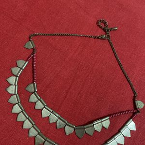 Neckpiece