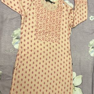 Avaasa Kurti