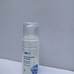 Plum Salicylic Facewash