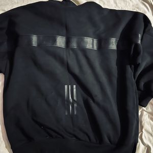 Adidas Sweatshirt