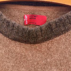 Levi's brown red label sweater