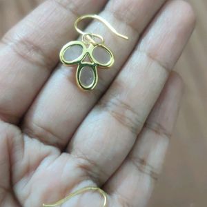 Gold Polished Rose Quartz Fish Hooks