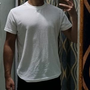 white t shirt