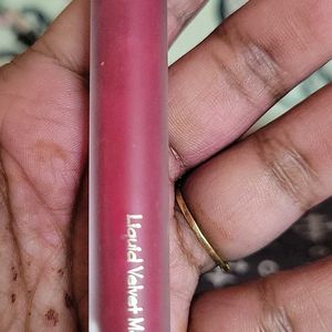 My Glamm Shade VM 08 Fake ID