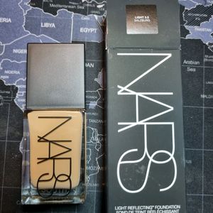 💋SALE💋 NARS LIGHT REFLECTING FOUNDATION