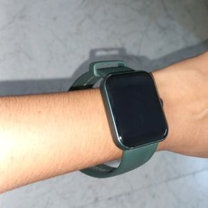 NOISE smartwatch