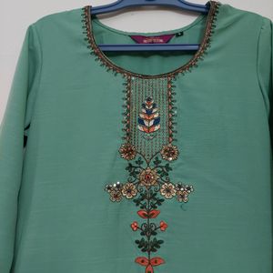 Green kurta set