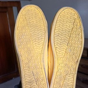 Benetton Rare Yellow Sneakers