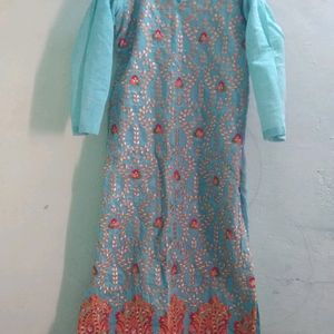 Kurti With Thread Work