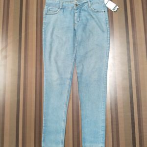 U-37 Size 34 Slim Fit Women Denim Jeans