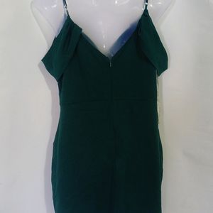 SEXY YET CLASSY COLD SHOULDER MINI DRESS