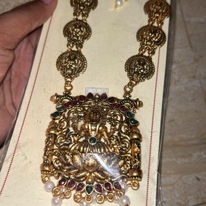 Beautiful Long Chain With Earrings