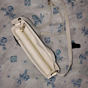 White Slingbag