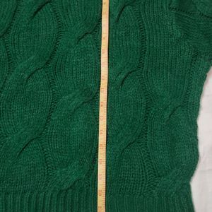 Knitted Pullover