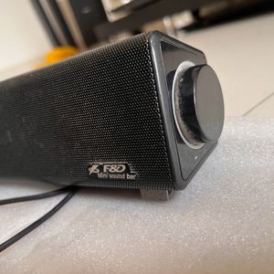 F&D Soundbar Usb Plugged