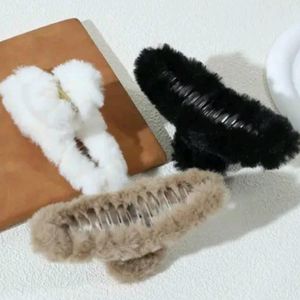 Classic Hair Clutcher Only 49 ₹ Per Piece