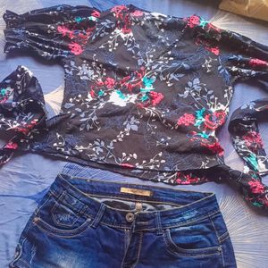 Floral Print V-neck Top