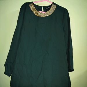 Neckpiece Top