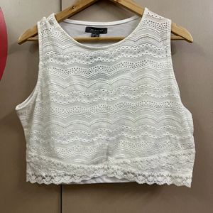 Off-white Lace Styled Sleeveless Crop Top