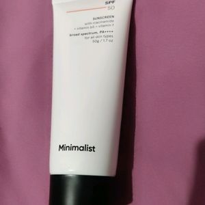 fSunscreen With Niacinamide+Vitamin B5 + Vit. F