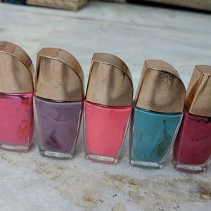7 Multi-coloured Nail Polish