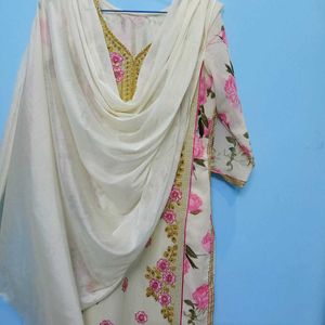 Kurti With Dupatta