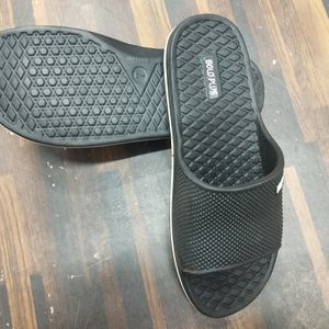 GOLDPLUS Black FlipFlop