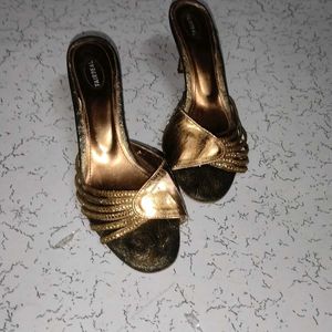 Gold Pencil Heels Sandle