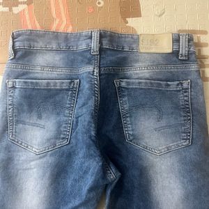 Men’s Blue Jeans In Brand New Condition