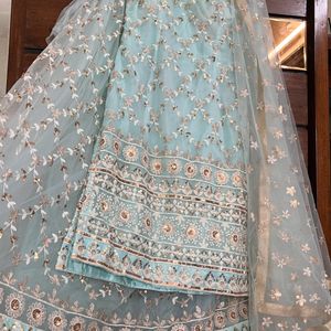 Pakistani Lehenga Oufit