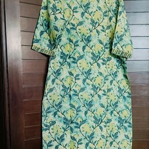 Women Green Floral Printed Kurta With Bottom