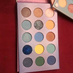 Board Professional Eyeshadow Palette