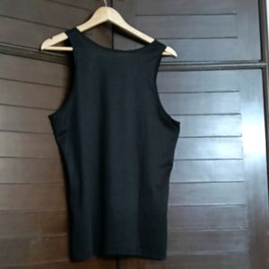 Uniqlo Airism Women Black Comfortable Tank Top