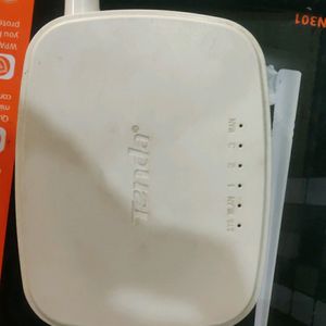 Tenda N300 Wireless WiFi Router