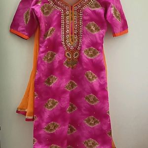 Pink 💗Kurti & Dupatta Set (Women)