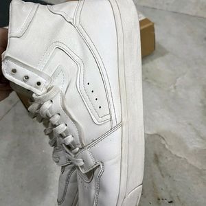 ZARA HIGH TOP LEATHER SNEAKERS UK 7 (41)