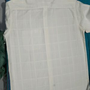 A Beautiful Off White Half Sleeves Cotton Shirt