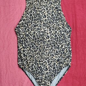 Tiger Print Women's Short Sleeve Bodysuit