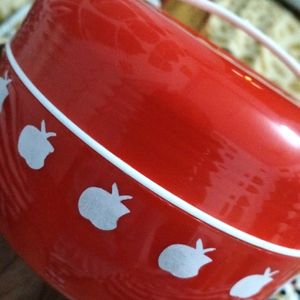 Apple Insulated Lunch Box